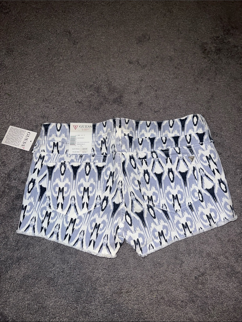 Guess denim shorts size 28